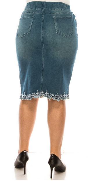Vintage Medium Wash Plus Denim Skirt with Elastic Waistband